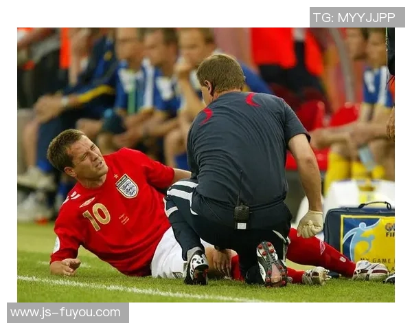 巨星的遗憾：哲凯错失绝杀，赖特一语点破，足球的魅力与残酷